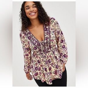 TORRID Sand Floral Embroidered Lace Babydoll Textured Challis Blouse Plus 2 (2X)
